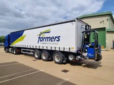 Veertien nieuwe Terberg Kinglifters voor ForFarmers UK