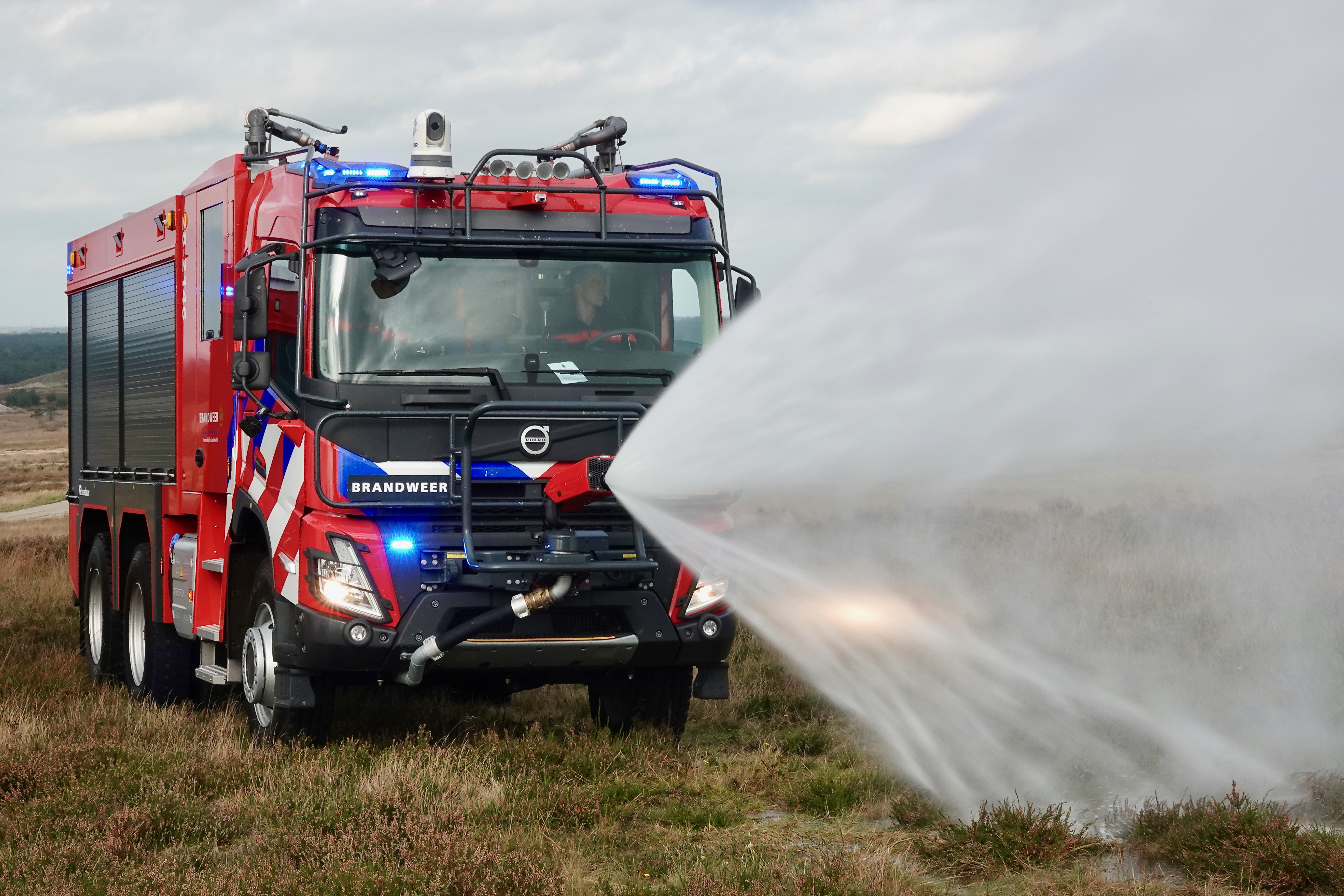 Terberg Techniek levert innovatieve 6x6 brandweervoertuigen aan Brandweer Gelderland